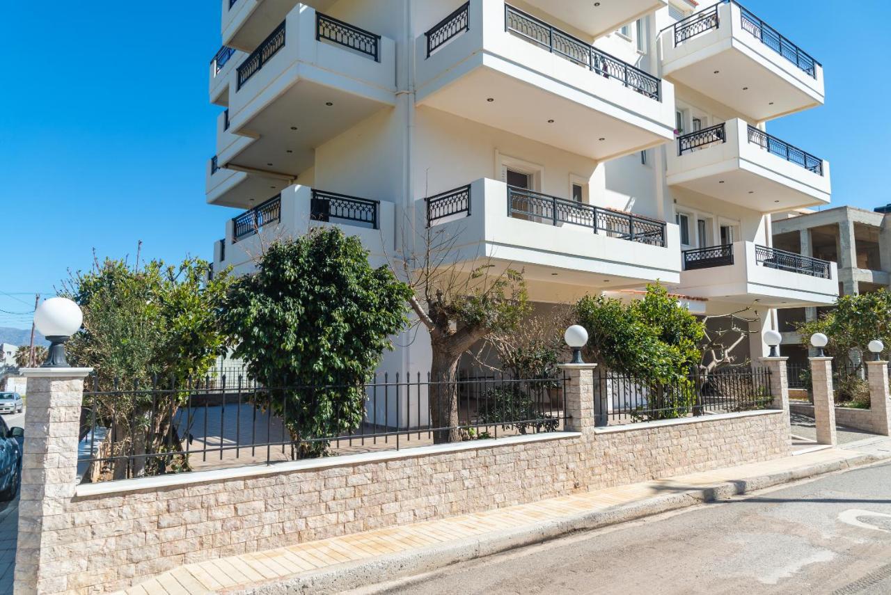 Bluewind Apartments - Near The Sea Kíssamos Esterno foto